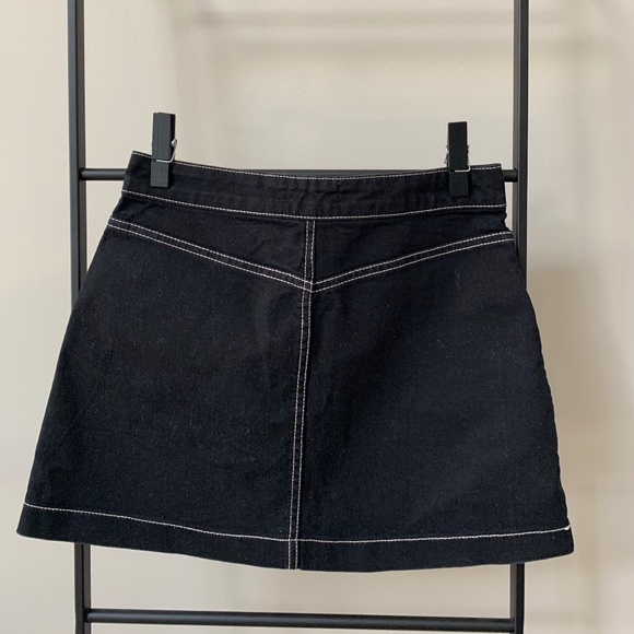 Zara Mini Skirt - Picture 2 of 4